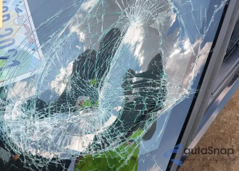 1986 Chevrolet Corvette z USA, uszkodzony, nr VIN 1G1YY078XG5125181